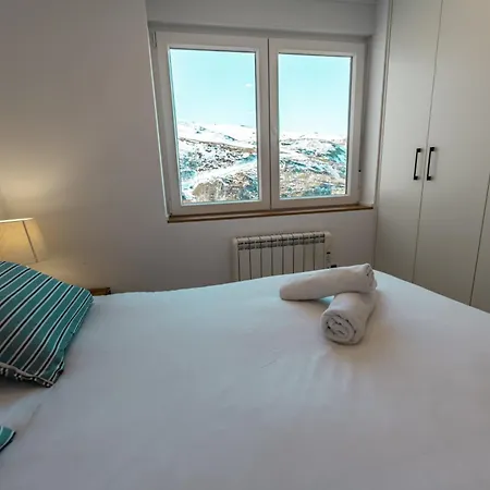 Апартаменты Luxury Refurnished With Private Parking Close To Slopes