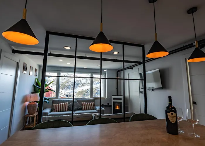 Апартаменти Luxury Refurnished With Private Parking Close To Slopes Сьєрра-Невада